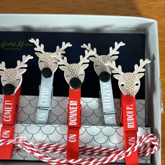 Sheffield Home Christmas Card Garland Clips - Picture 2 of 5